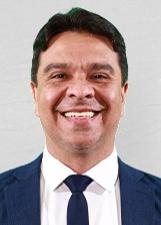 Foto de FERNANDO LINHARES